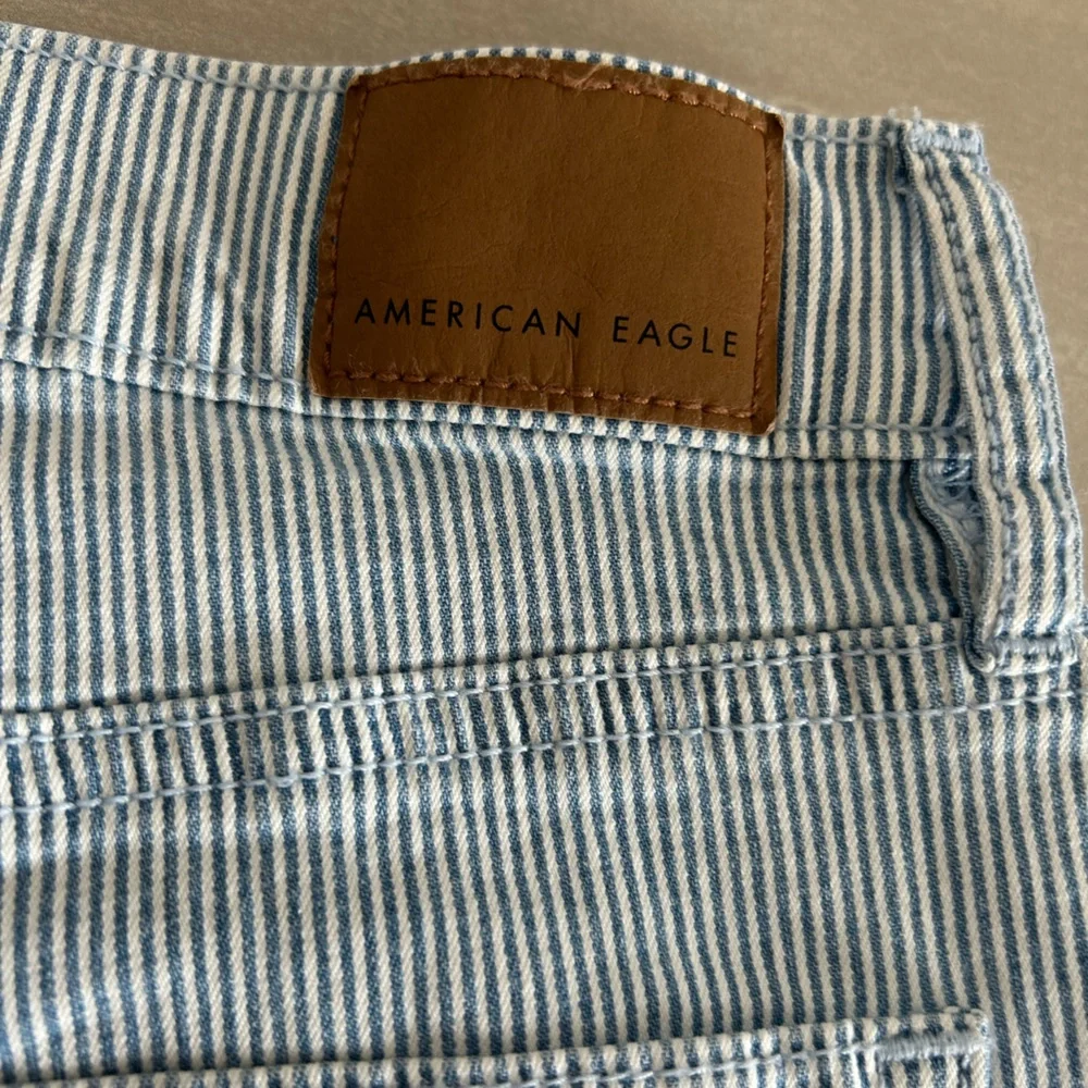 American Eagle Outfitters Striped Jean Shorts Stretch High Rise 98% Cotton - Picture 11 of 16